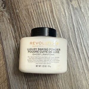 5/$20 Build Your Own Makeup Bundle-Revolution Luxury Baking Powder - Ghost